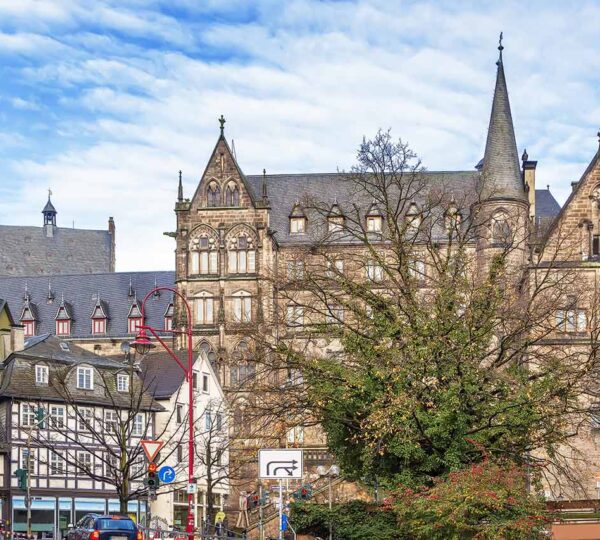 Marburg Philipps Üniversitesi