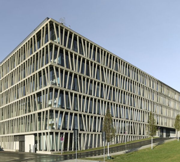 Tübingen Eberhard Karls Üniversitesi