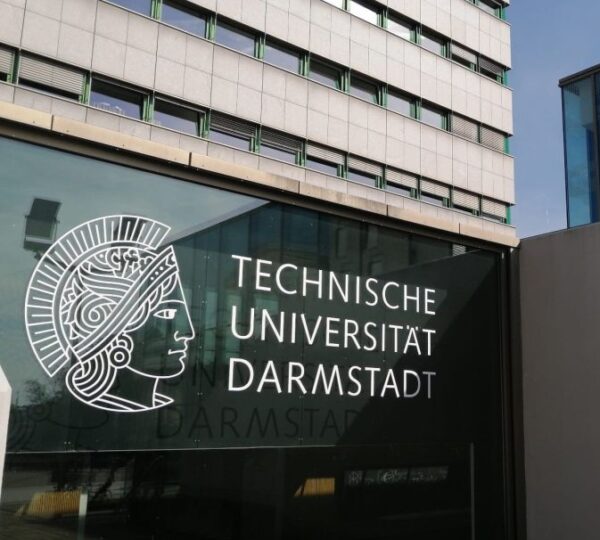 Darmstadt Teknik Üniversitesi