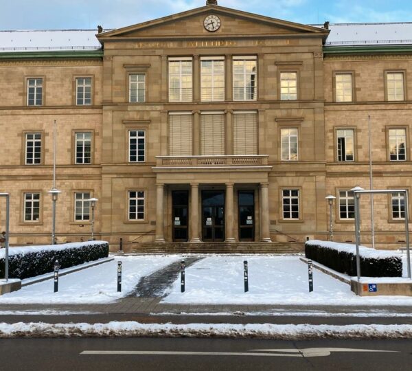 Tübingen Eberhard Karls Üniversitesi