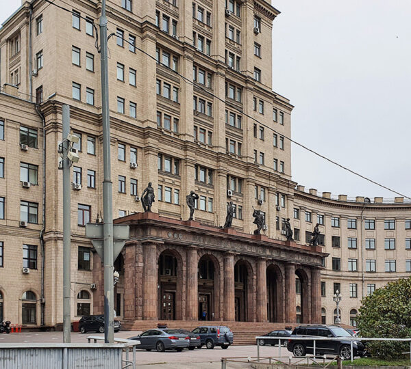 Moskova Devlet Teknik Üniversitesi (Bauman)