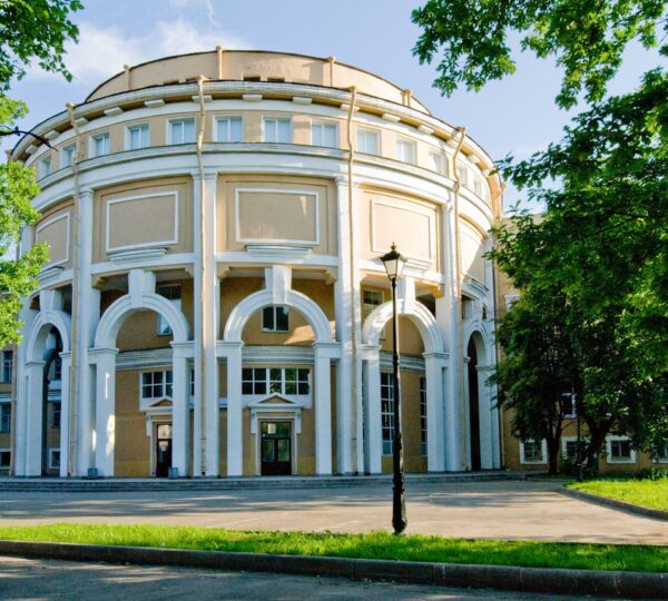 St. Petersburg Pavlov Devlet Tıp Üniversitesi