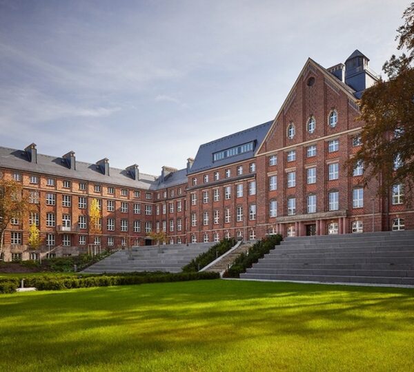 Dresden Teknik Üniversitesi