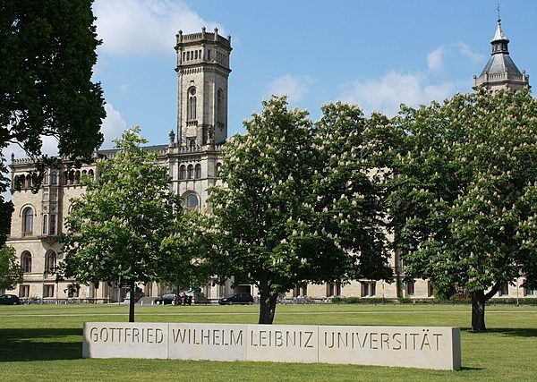Hannover Gottfried Wilhelm Leibniz Üniversitesi