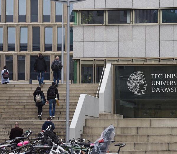 Darmstadt Teknik Üniversitesi