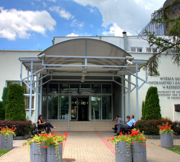 Rzeszow Bilgi Teknolojileri Üniversitesi