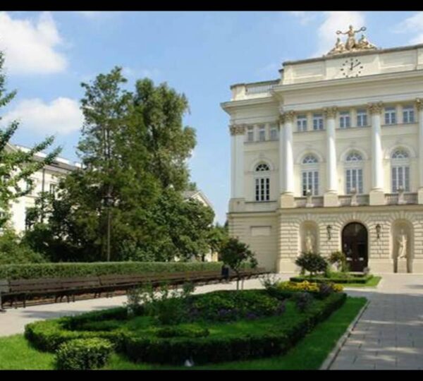 Varşova Yaşam Bilimleri Üniversitesi
