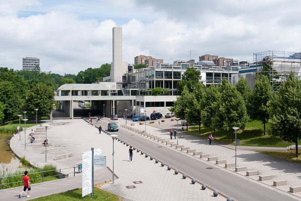Stuttgart Üniversitesi