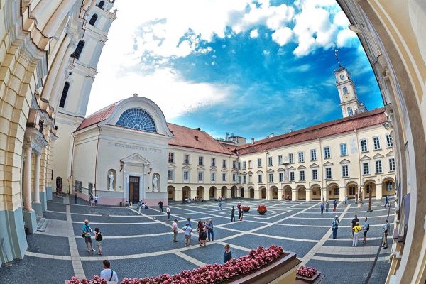 Vilnius Üniversitesi